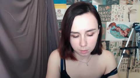 Snapshot of veryveryvery_shy chatting on 01.27.25 veryveryvery_shy online show from 01.27.25