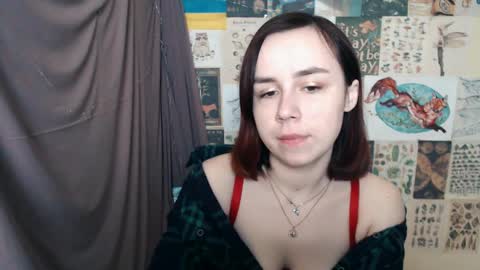 Snapshot of veryveryvery_shy chatting on 02.05.25 veryveryvery_shy online show from 02.05.25