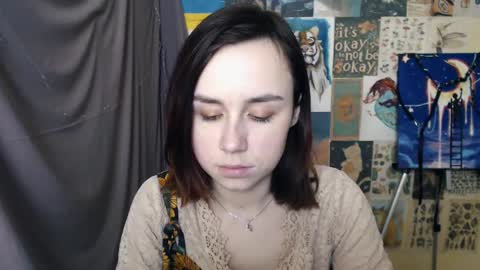 Snapshot of veryveryvery_shy chatting on 02.20.25 veryveryvery_shy online show from 02.20.25