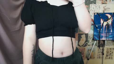 Snapshot of veryveryvery_shy chatting on 02.27.25 veryveryvery_shy online show from 02.27.25