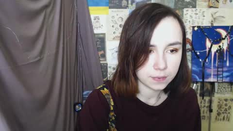 Snapshot of veryveryvery_shy chatting on 03.01.25 veryveryvery_shy online show from 03.01.25