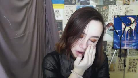 Snapshot of veryveryvery_shy chatting on 03.02.25 veryveryvery_shy online show from 03.02.25