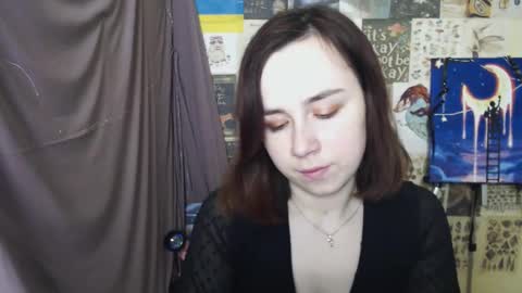 Snapshot of veryveryvery_shy chatting on 03.03.25 veryveryvery_shy online show from 03.03.25