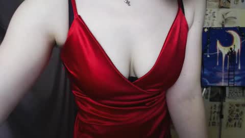 Snapshot of veryveryvery_shy chatting on 03.08.25 veryveryvery_shy online show from 03.08.25