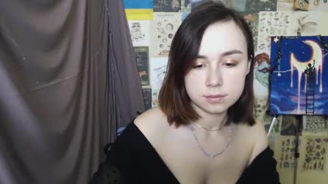 Snapshot of veryveryvery_shy chatting on 03.11.25 veryveryvery_shy online show from 03.11.25