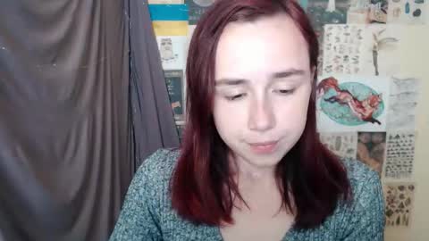 Snapshot of veryveryvery_shy chatting on 10.01.25 veryveryvery_shy online show from 10.01.25