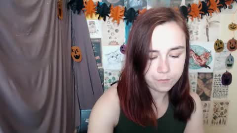 Snapshot of veryveryvery_shy chatting on 10.13.25 veryveryvery_shy online show from 10.13.25