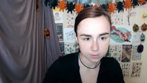 Snapshot of veryveryvery_shy chatting on 10.20.25 veryveryvery_shy online show from 10.20.25