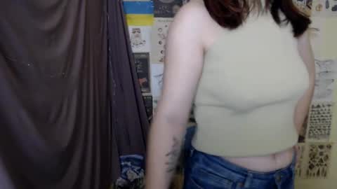 veryveryvery_shy online show from 11.17.25