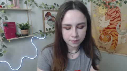 veryveryvery_shy online show from 04.11.26