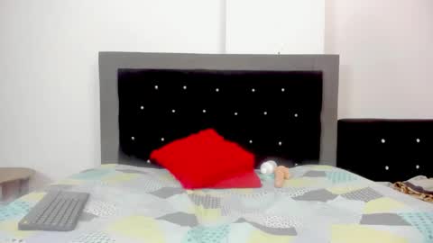 Snapshot of vfridaper chatting on 03.01.26 Frida online show from 03.01.26