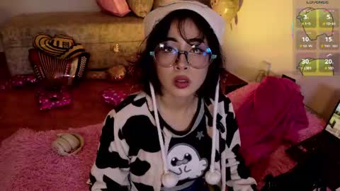 Victoria online show from 07.23.26