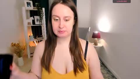 Snapshot of via_lattea_ chatting on 06.12.26 Camilla online show from 06.12.26