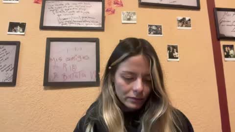 Snapshot of viajemos chatting on 07.13.26 papichulo y mamichula online show from 07.13.26
