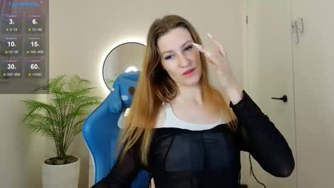 viamltdreamer online show from 10.31.25