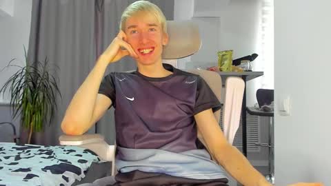 vibemygirl online show from 11.22.25