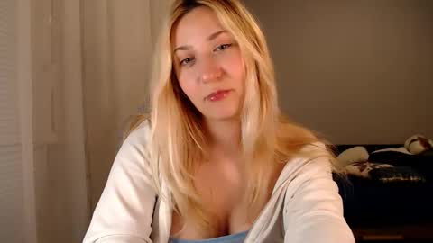 Amelia online show from 09.21.25