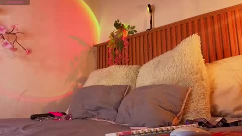 Snapshot of vicky_bass chatting on 10.08.25 VICTORIA online show from 10.08.25