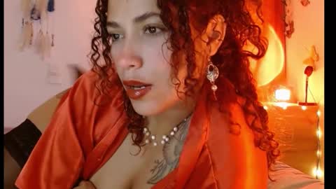 Snapshot of vicky_crazy chatting on 12.20.24 Vicky online show from 12.20.24