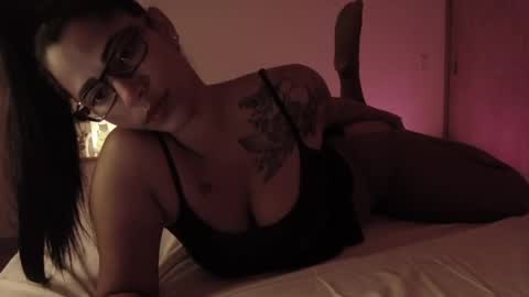 Vicky  online show from 05.05.26
