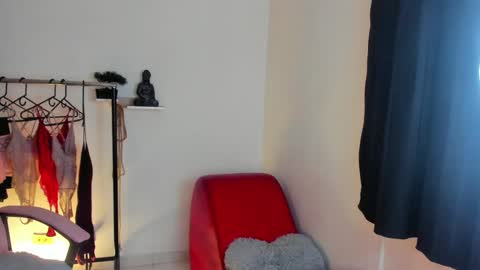 Snapshot of vicky_cristinax chatting on 01.16.25 Vicky online show from 01.16.25