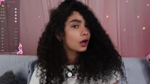 vicky_curly online show from 10.15.25