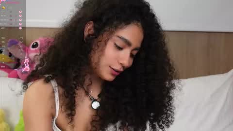 vicky_curly online show from 11.15.25