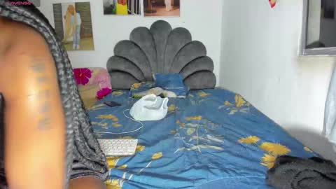 vicky manuela online show from 02.11.26