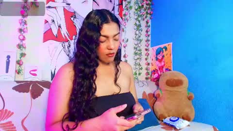 Snapshot of vicky_miller_05 chatting on 06.15.26 vicky_miller_05 online show from 06.15.26