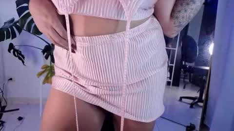 Vicky Greys online show from 12.14.25