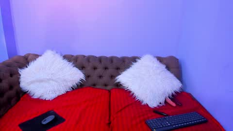 Snapshot of vickyjohnson1 chatting on 12.26.24 Vicky online show from 12.26.24