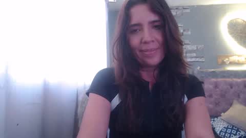 Snapshot of victoria25_meester chatting on 12.01.24 Hi guys Im victoria Be the one who can control me in PVT online show from 12.01.24