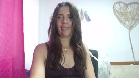 Snapshot of victoria25_meester chatting on 01.14.25 Hi guys Im victoria Be the one who can control me in PVT online show from 01.14.25
