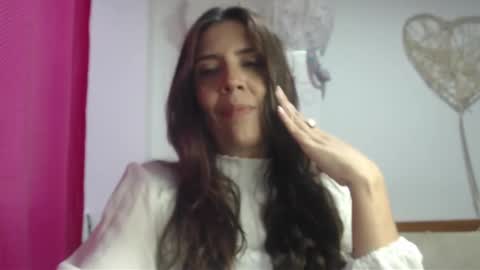 Snapshot of victoria25_meester chatting on 01.22.25 Hi guys Im victoria Be the one who can control me in PVT online show from 01.22.25