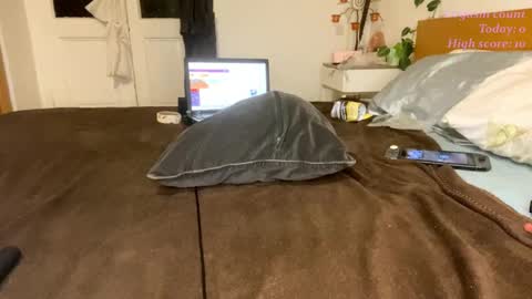 Victoria97 online show from 12.04.24