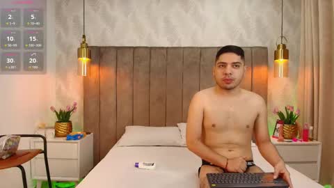 Victoria  Owen online show from 10.08.25