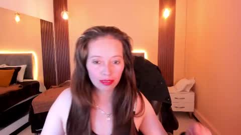 Snapshot of victoria__blake chatting on 07.18.26 victoria__blake online show from 07.18.26