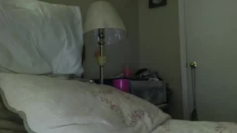 Victoria and Drew online show from 10.17.25