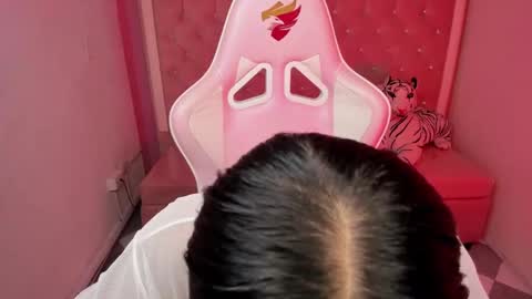 victoria_b_ online show from 09.12.25