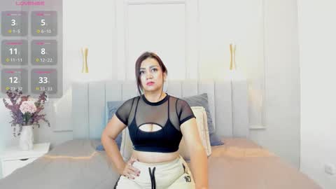 victoria  online show from 12.21.25