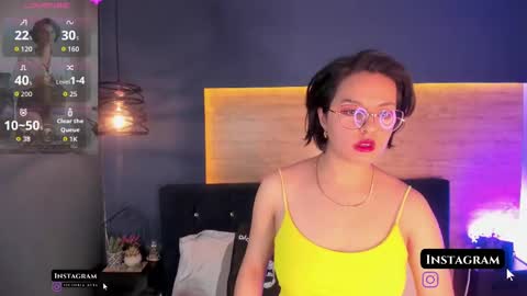 Snapshot of victoria_byte chatting on 09.22.25 Victoria online show from 09.22.25