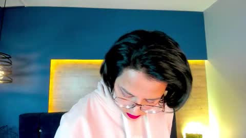 Snapshot of victoria_byte chatting on 09.23.25 Victoria online show from 09.23.25