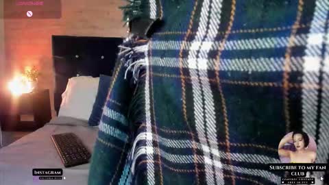 Snapshot of victoria_byte chatting on 10.22.25 Victoria online show from 10.22.25