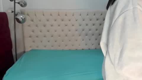 Victoria online show from 01.04.25