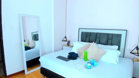 valentina online show from 11.14.25