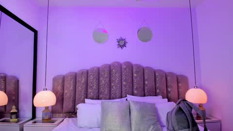 Snapshot of victoria_cooper3 chatting on 02.25.26 valentina online show from 02.25.26