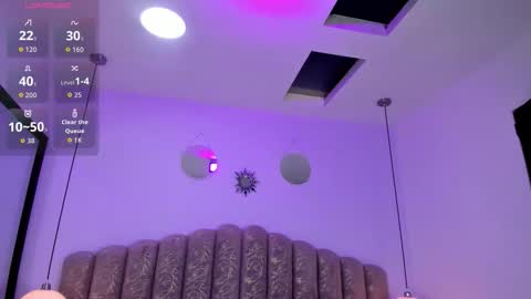 Snapshot of victoria_cooper3 chatting on 02.26.26 valentina online show from 02.26.26