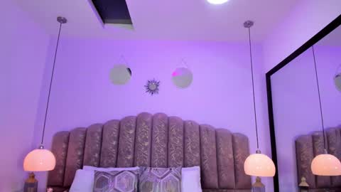 Snapshot of victoria_cooper3 chatting on 03.04.26 valentina online show from 03.04.26