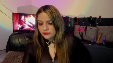 Snapshot of victoria_floyd1 chatting on 09.28.25 victoria_floyd1 online show from 09.28.25