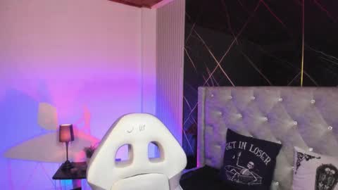 Snapshot of victoria_floyd1 chatting on 02.19.26 victoria_floyd1 online show from 02.19.26